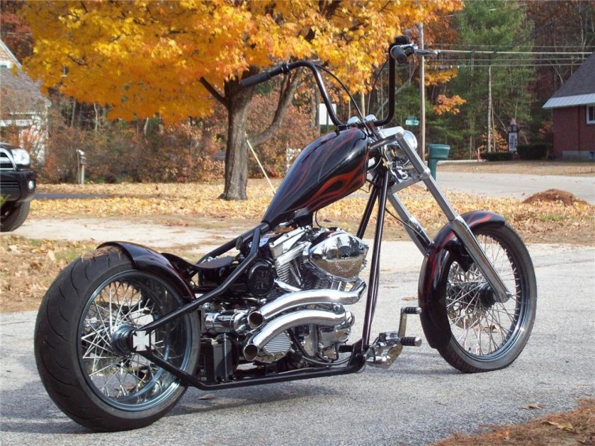 Мотоцикл чоппер Харлей