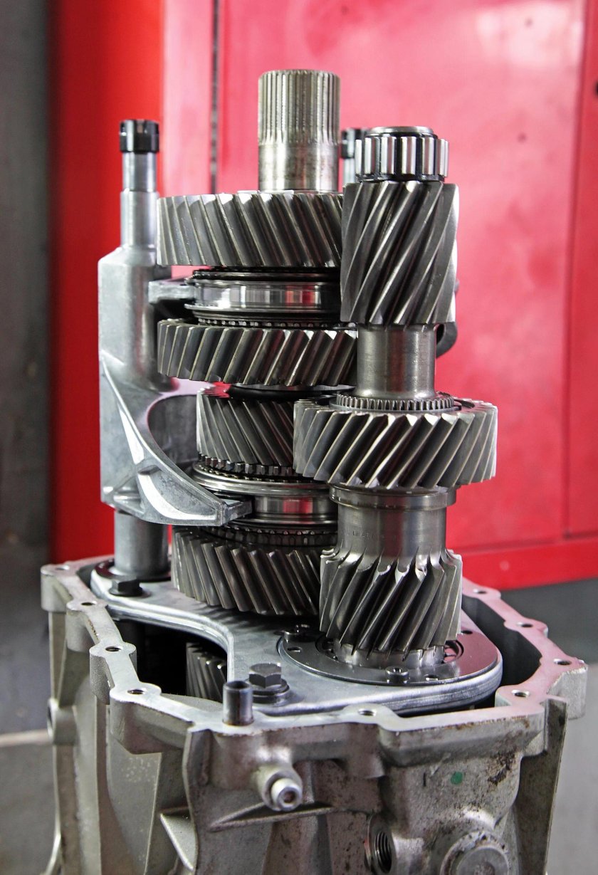 Секвентальная коробка передач SMG: