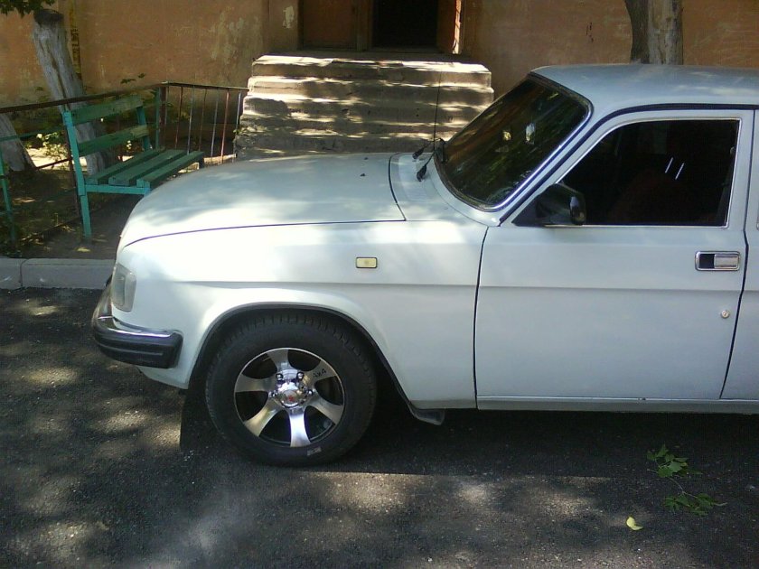 ГАЗ 31029 на дисках