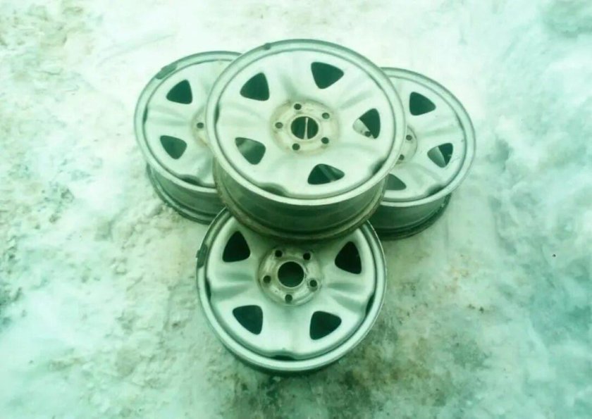 ГАЗ 31105 на дисках