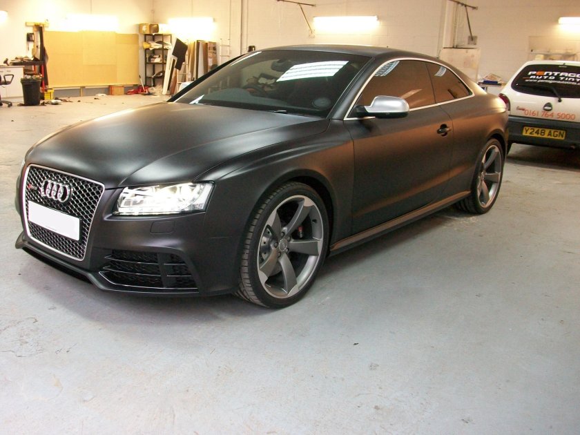 Ауди а8 черная матовая