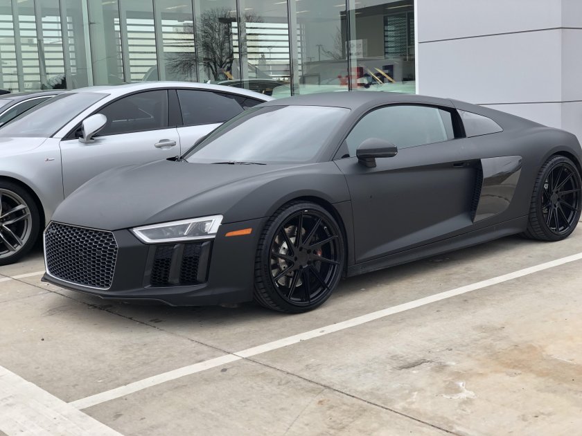 Ауди r8 черная