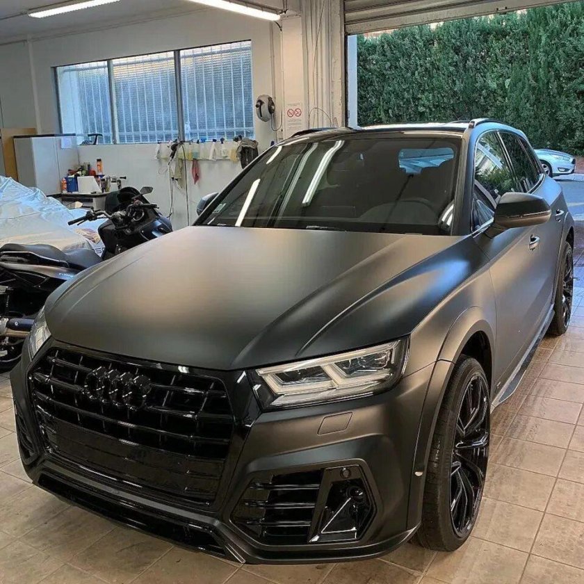 Audi q7 матовая