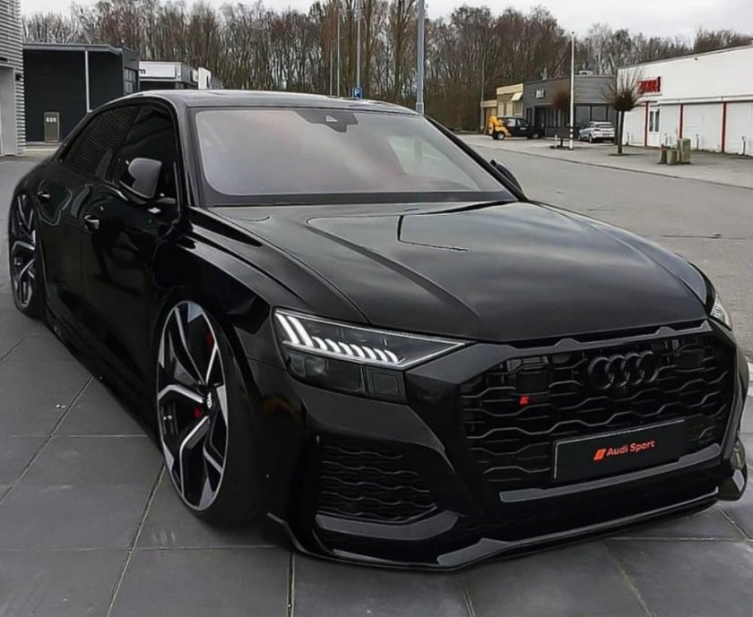 Audi RS q8