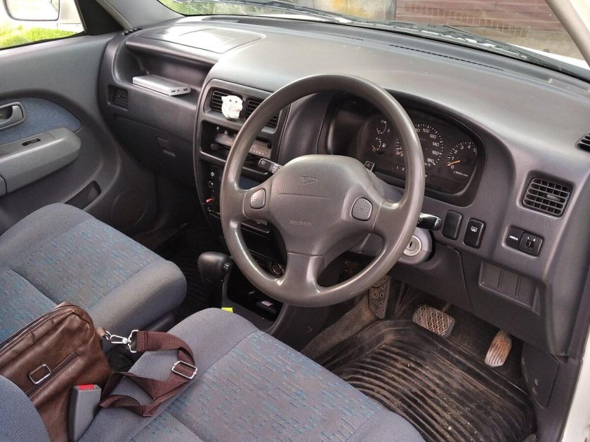 Daihatsu gran move