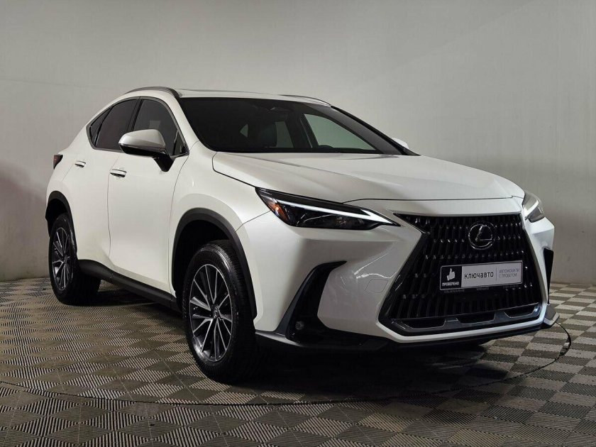 Лексус NX 200 2022