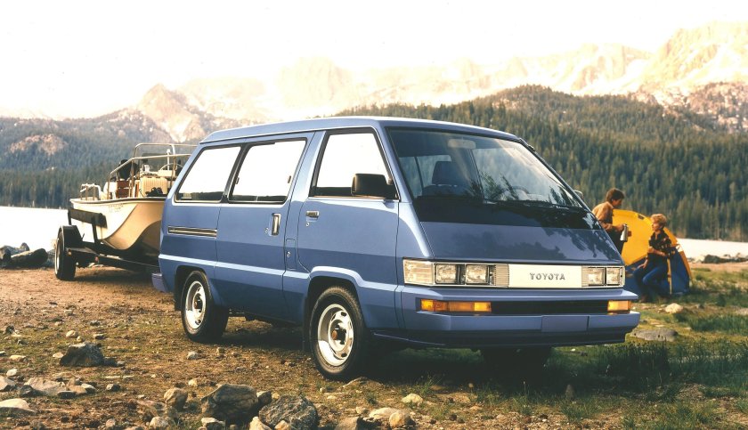 Toyota van 1984
