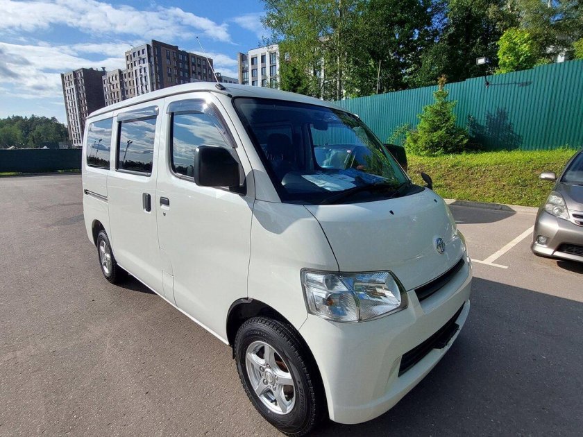 Тойота Таун айс 2017