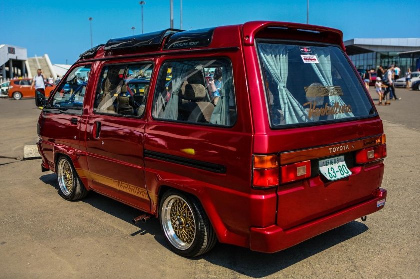 Тойота лит айс