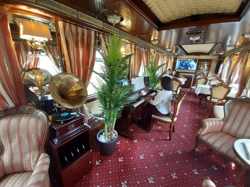 Ретропоезд Рускеальский экспресс