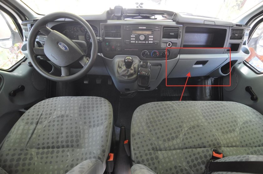 Ford Transit панель 2006