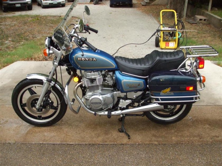 Honda cb 750