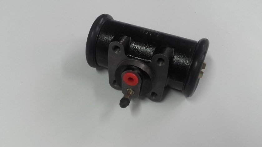 Задние тормозные цилиндры