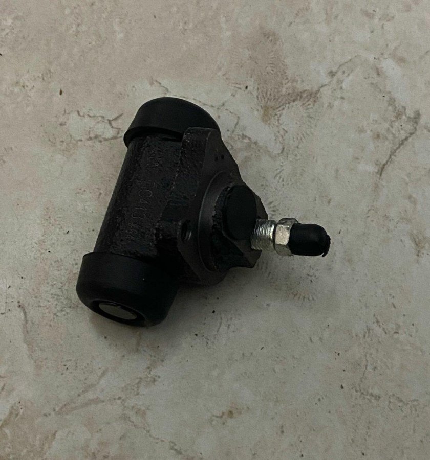 Цилиндр тормозной задний