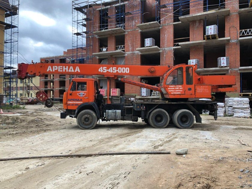 Автокран 25 тонн