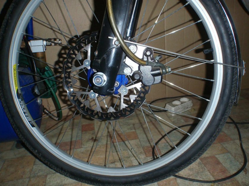 Задний тормоз электровелосипеда Minako