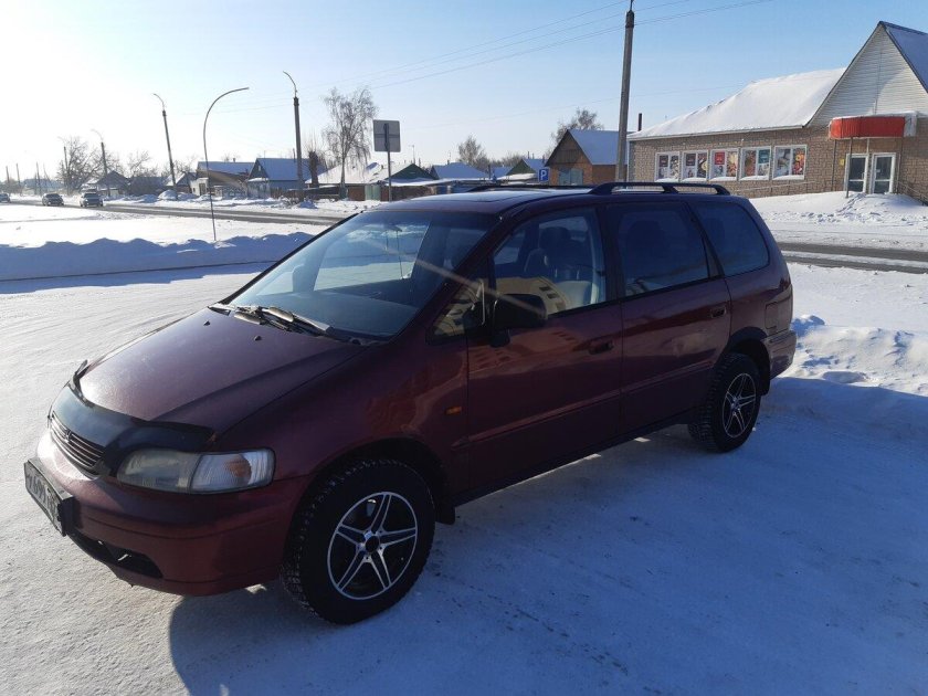 Хонда Шатл 1996 года