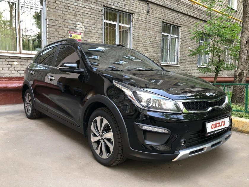 Kia Rio x-line 2022 черная