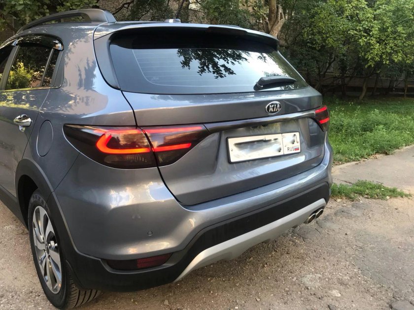 Kia Rio x line черная крыша