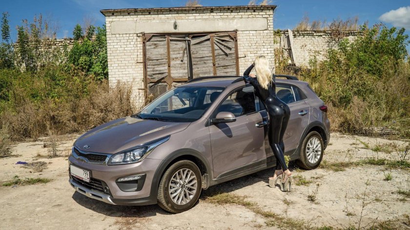 Kia Rio x-line без рейлингов