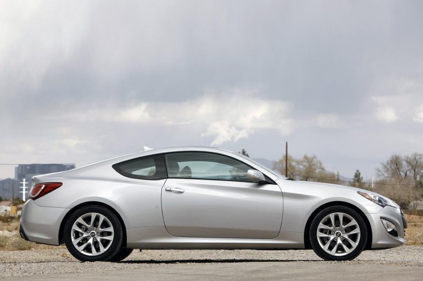 Genesis Coupe 2013