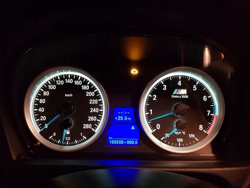 Приборка м5 е60