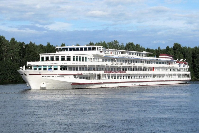 Константин Коротков теплоход