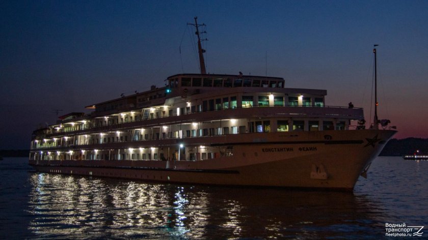 Теплоход Георгий Жуков