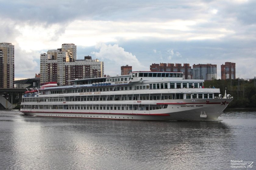 Теплоход николай чернышевский