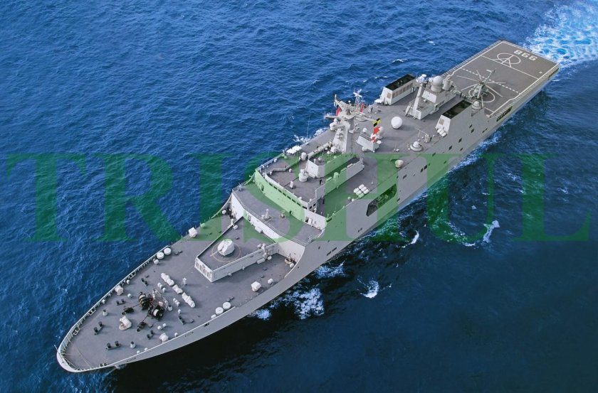 Десантный корабль Type 071