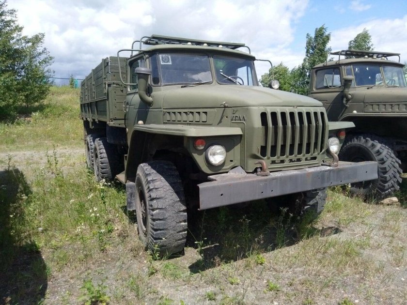 Урал 4320 бортовой