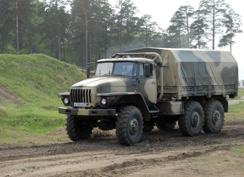 Урал 4320 военный