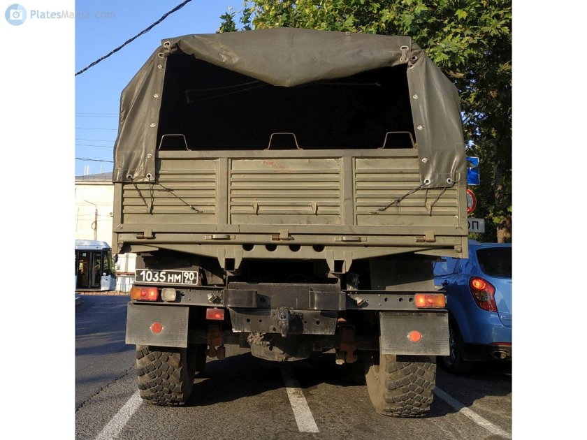 Урал 4320 вид сзади