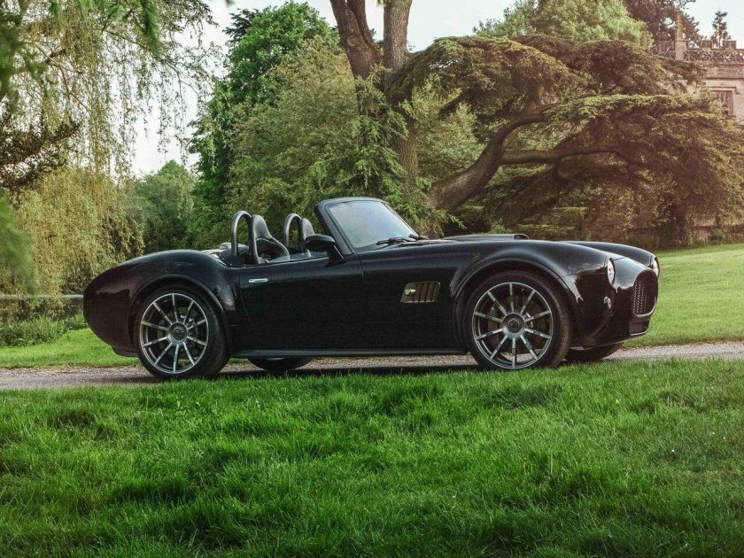 Ac cobra gt roadster