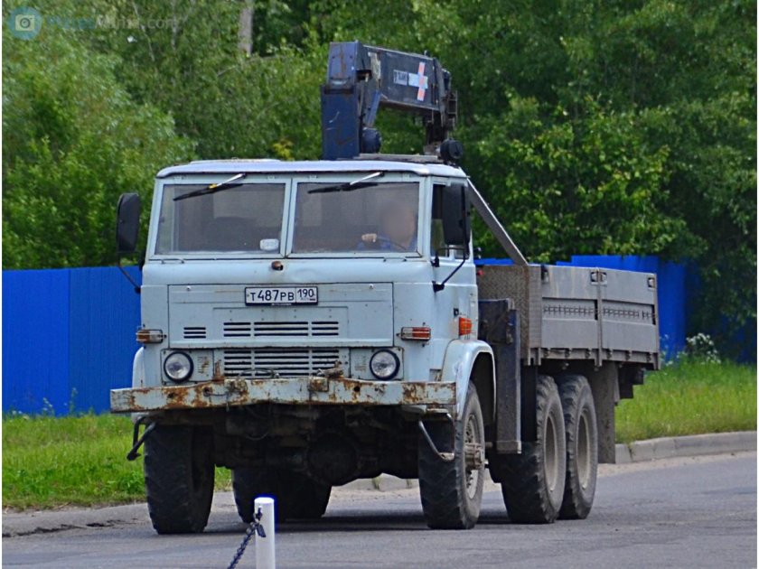 Бортовая машина Стар 266