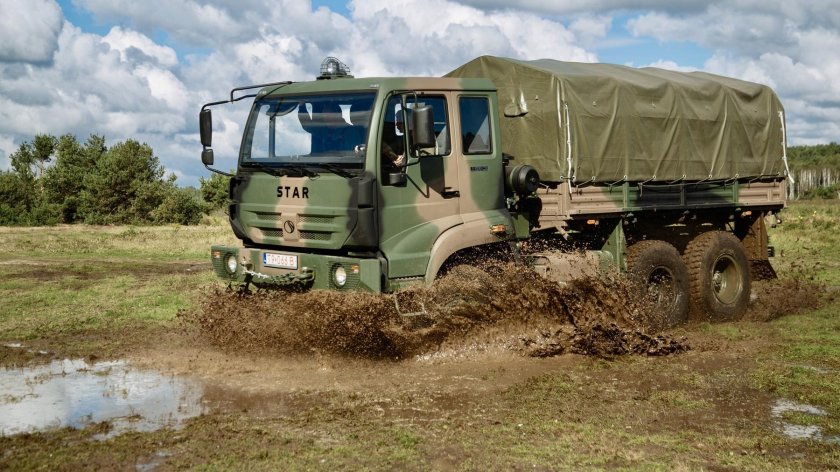 Армия Польши Грузовики