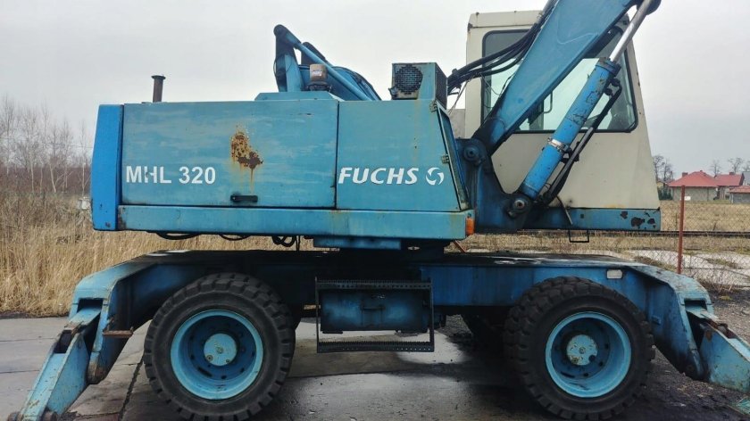 Грейферный погрузчик Fuchs MHL 320