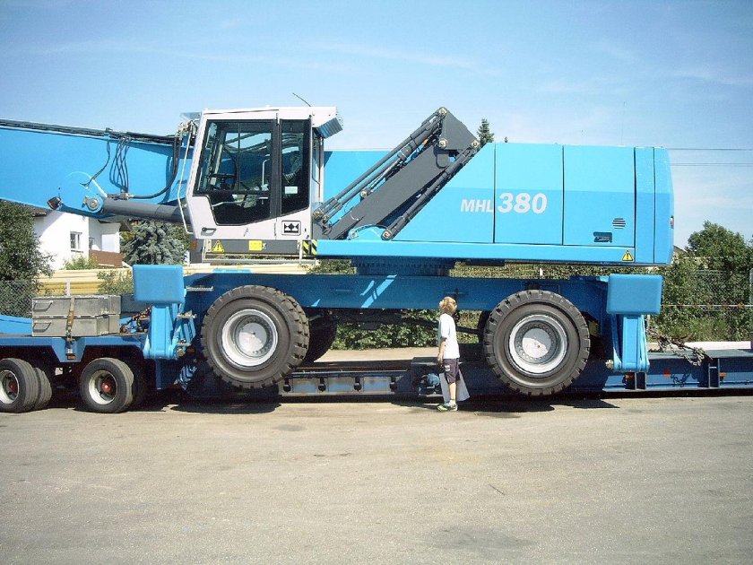 Перегружатель Фукс 380