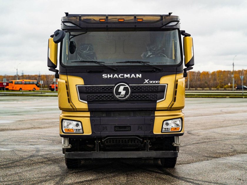 Самосвал Shacman x3000 8x4