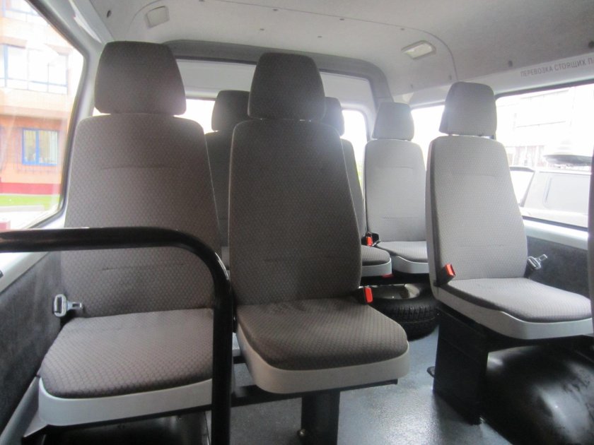 ГАЗ 3221 салон 8 мест