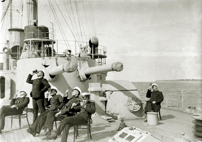 Богатырь бронепалубный крейсер