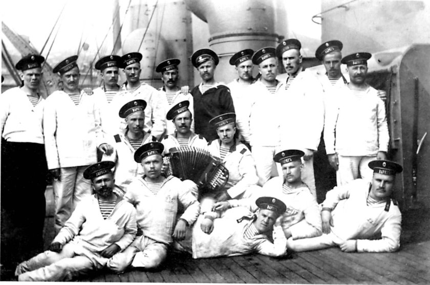 Команда крейсера Варяг 1904
