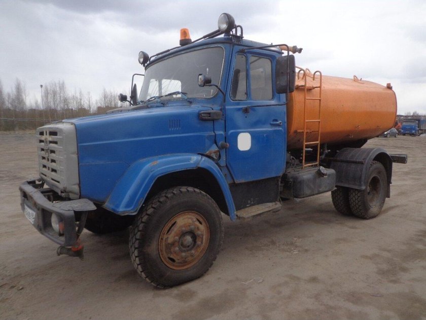 Водовоз зил