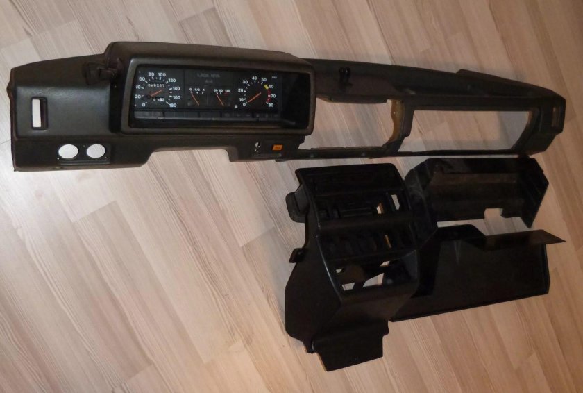 Панель ВАЗ 21213 Нива