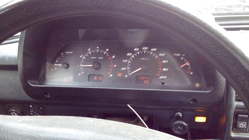 Щиток приборов от ВАЗ 2110 на ниву 21213