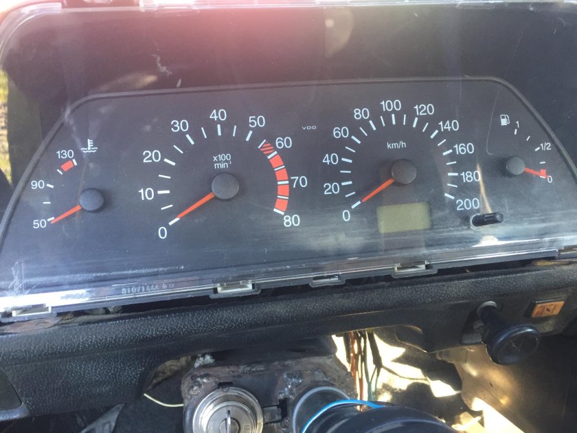 Панель приборов ВАЗ Нива 21213