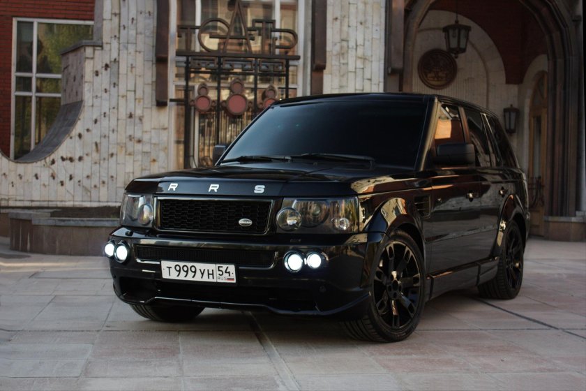Рендж Ровер спорт черный