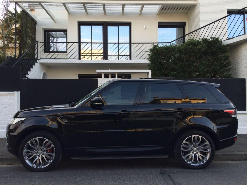 Рендж Ровер спорт 2016 черный