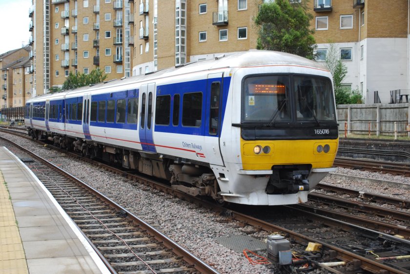 British Rail class 165