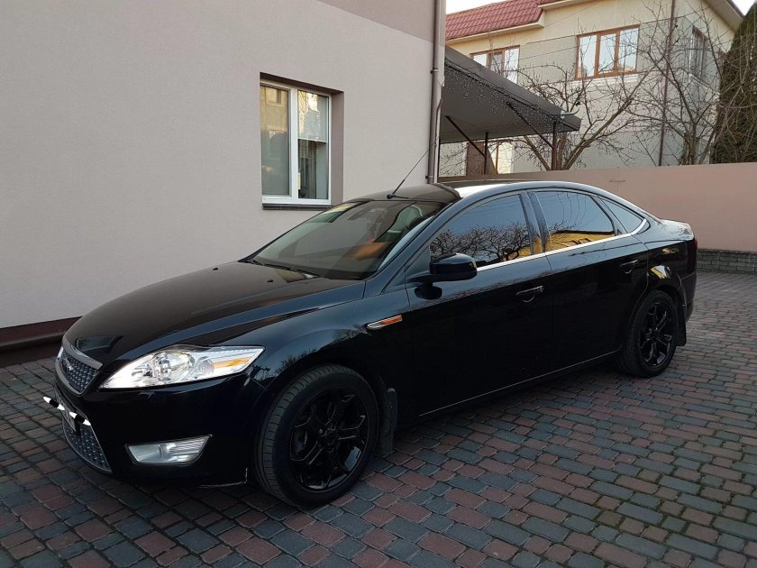 Ford Mondeo 4 черный
